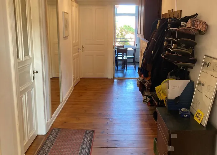 Zentrales Mit Eigenem Balkon Hamburg